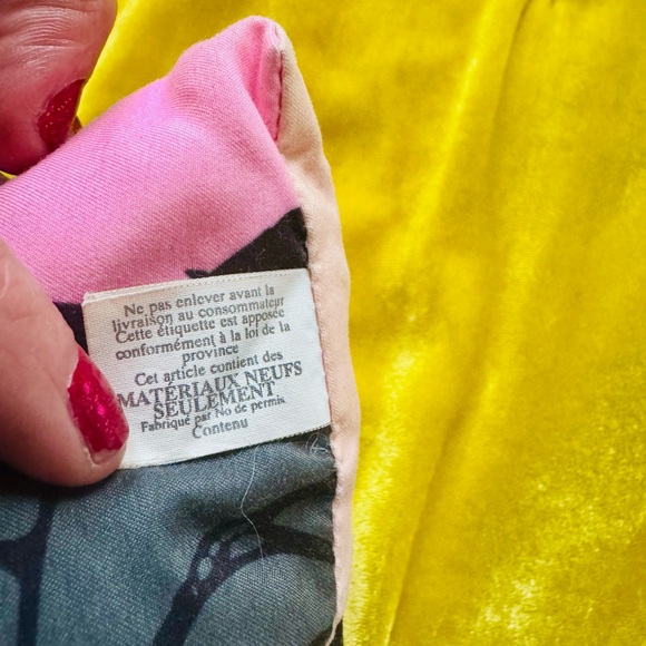 Married to the Mob Graphic Pillow with Red and Black Design - Picture 8 of 8